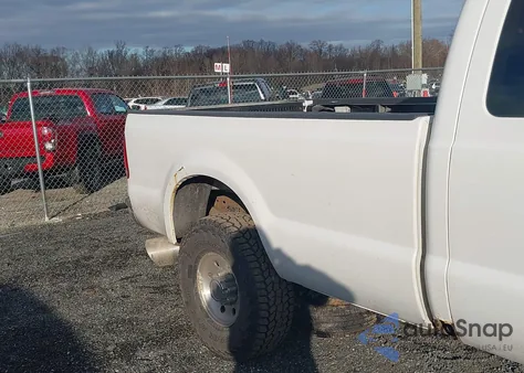 2000 Ford F-250 Lariat/Xl/Xlt from USA, damaged, VIN 1FTNX21F9YEB06669